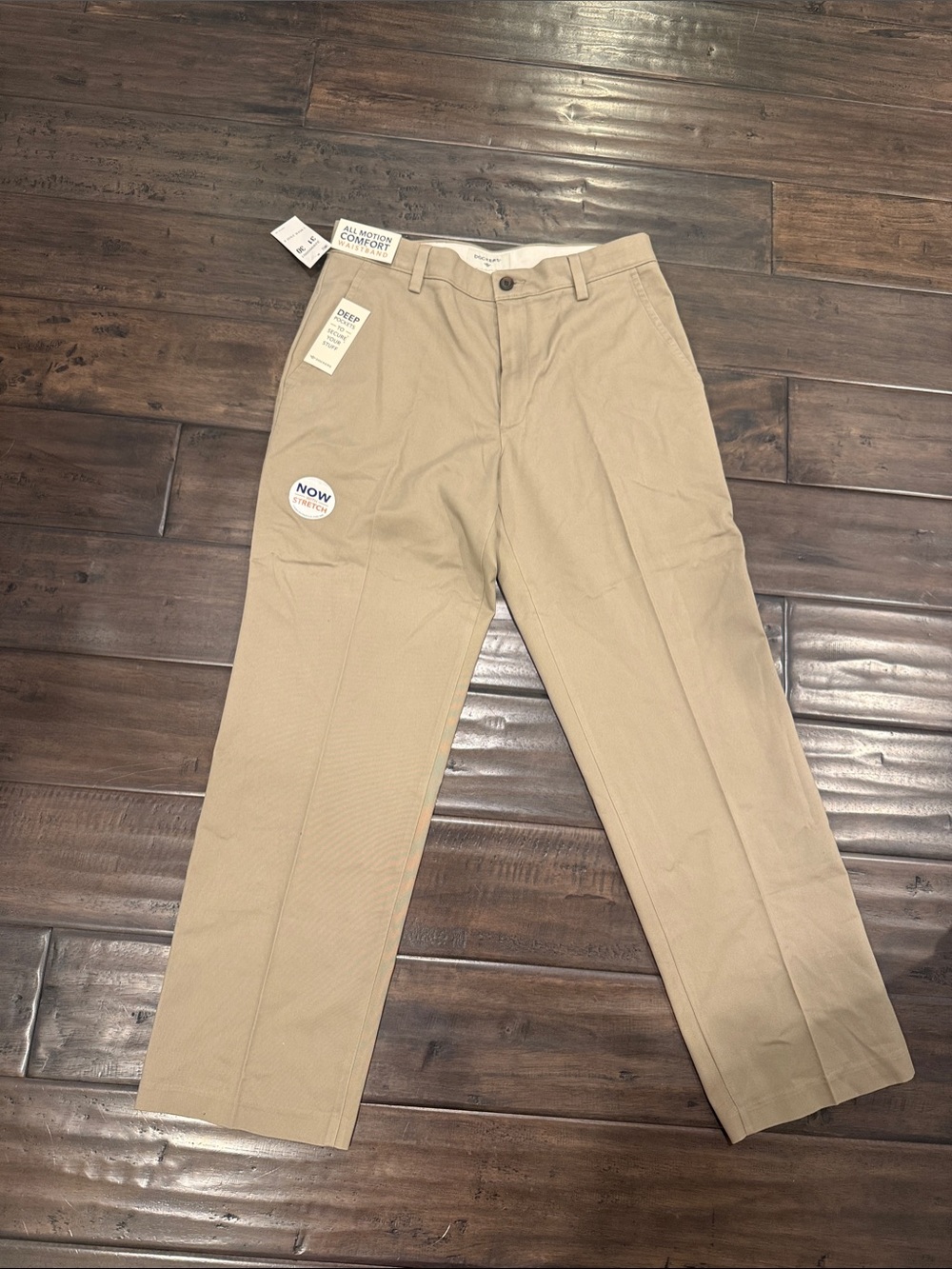 Dockers Men's Chinos in Light Tan